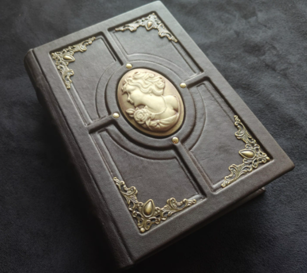    How Hardcover Books Elevate Your Brand and Message