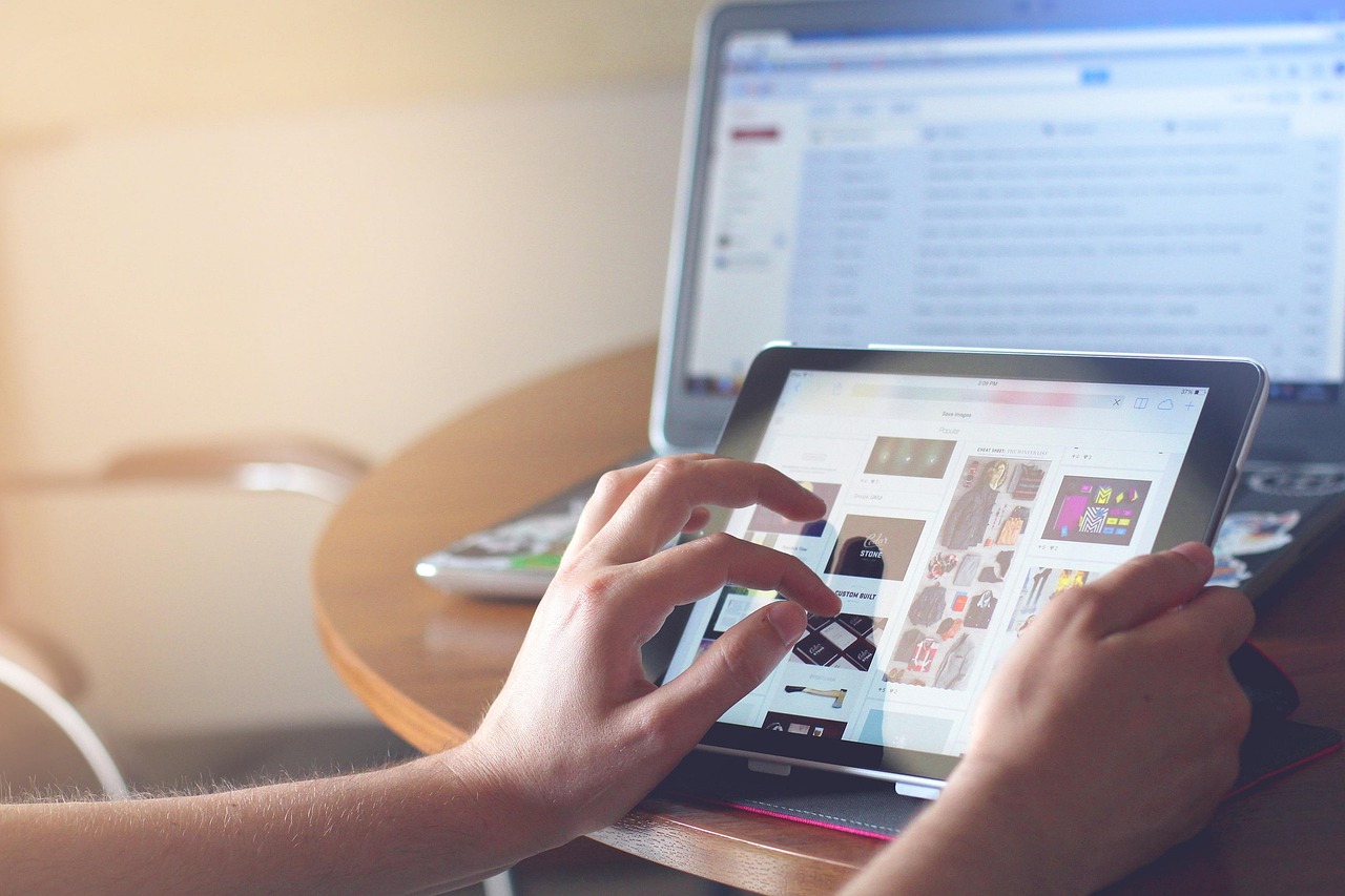 Redefine User Experience with Sleek Design and Features in Windows 11