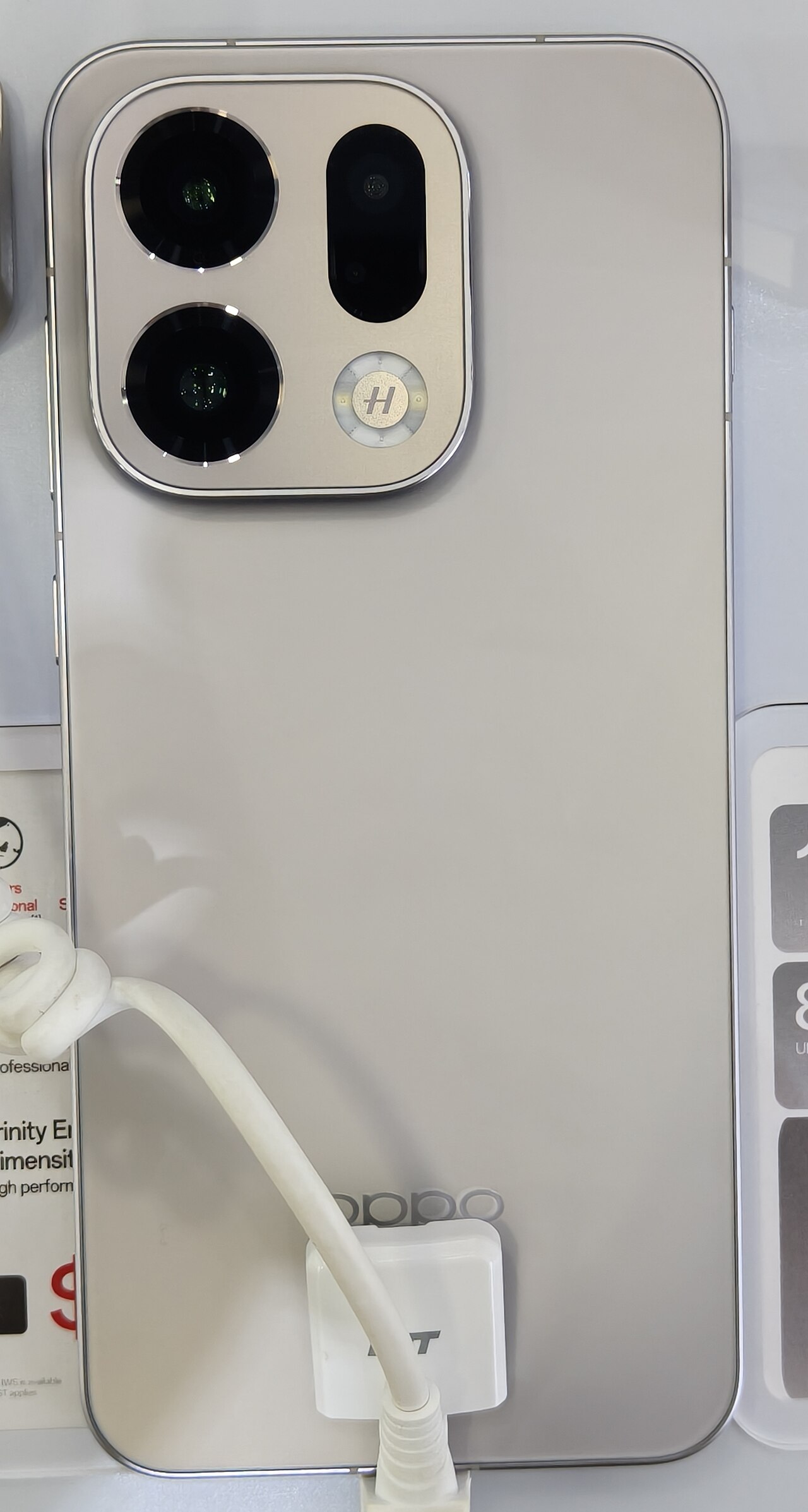 Oppo Find X10 Pro: Best Mini Phone with Proven Features